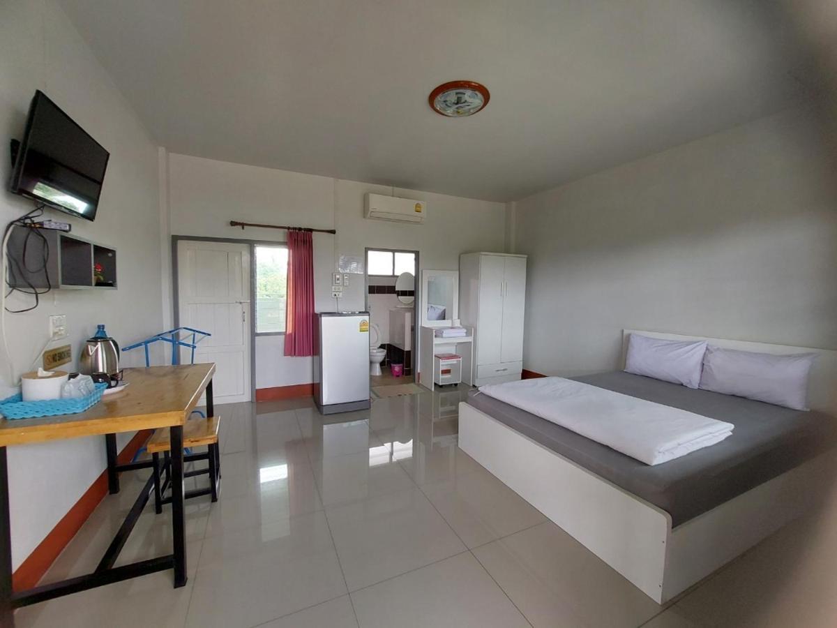 Sailom Resort​ Chom Thong Extérieur photo